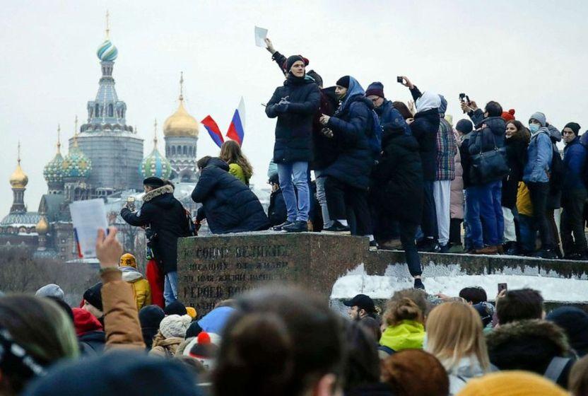 rusya-protestolarinda-son-durum-bati-mudahalesine-tepkiler