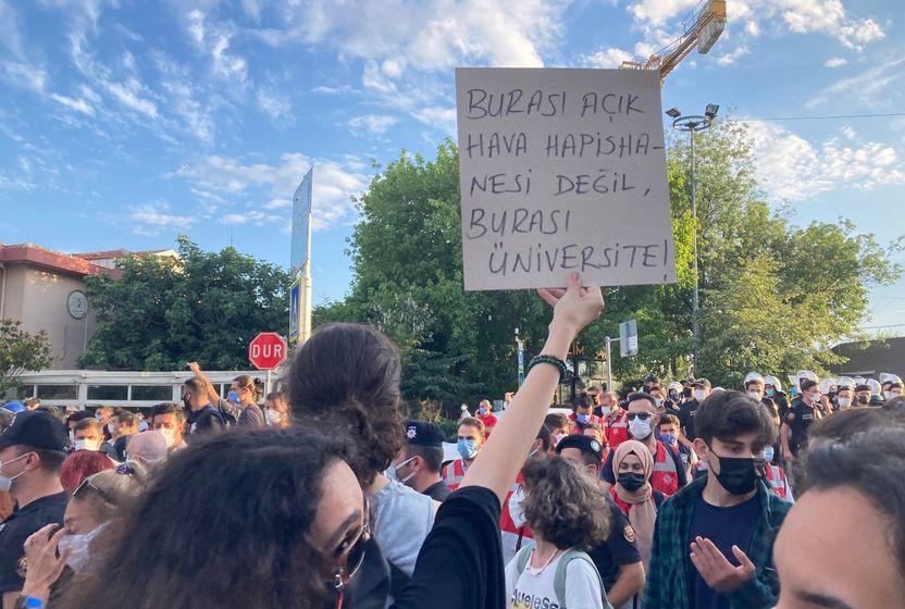 bogazici-universitesi-protestolarinda-altinci-ay