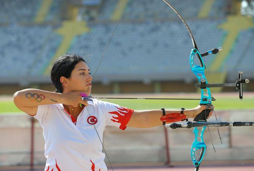 kendimizin-en-iyi-haline-ulasmak-icin-caba-harciyoruz-yasemin-ecem-anagoz