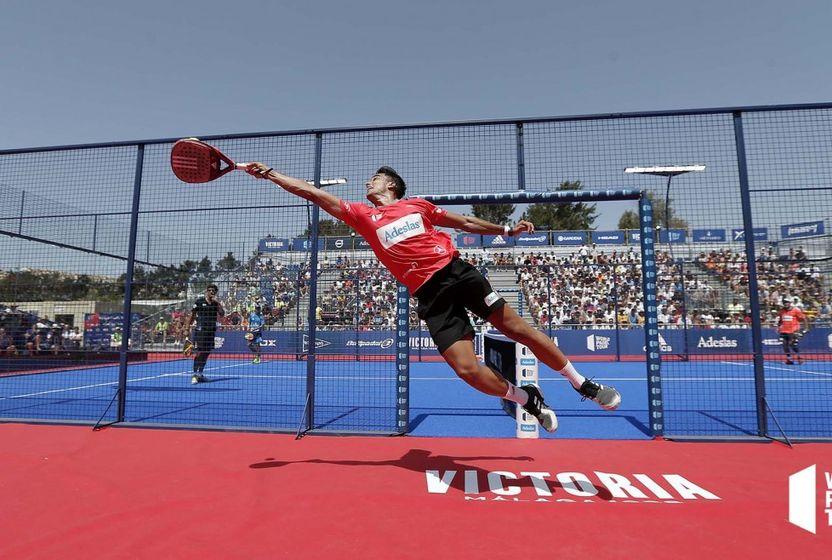 tenisin-kucuk-kuzeni-padel