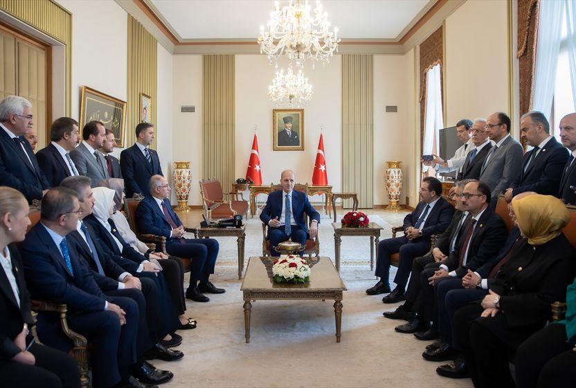 tbmm-baskani-kurtulmustan-yeni-anayasa-ve-ictuzuk-cagrisi